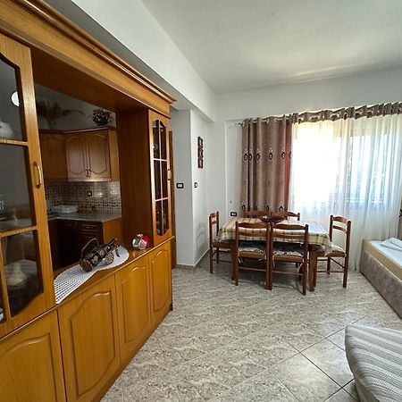 Albi'S Guesthouse Ksamil Exteriér fotografie