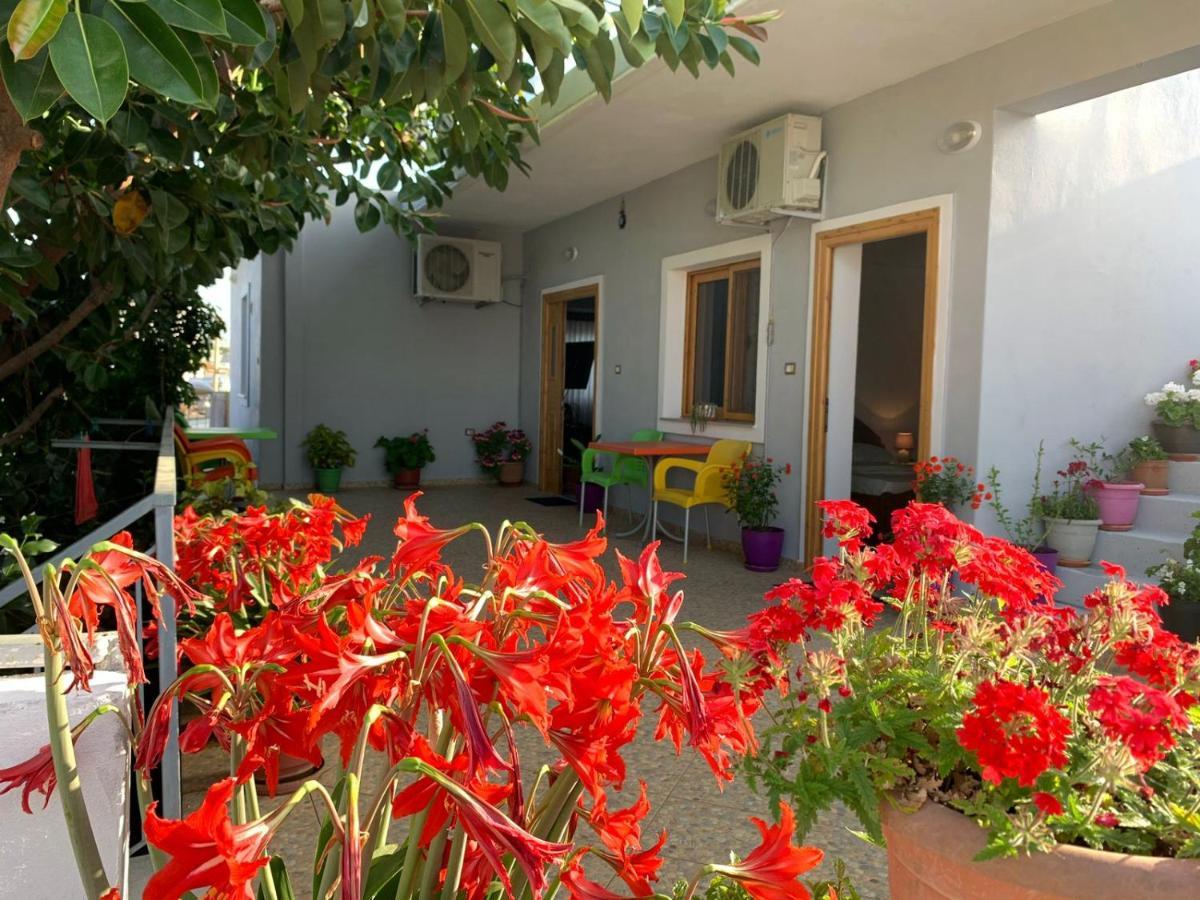 Albi'S Guesthouse Ksamil Exteriér fotografie